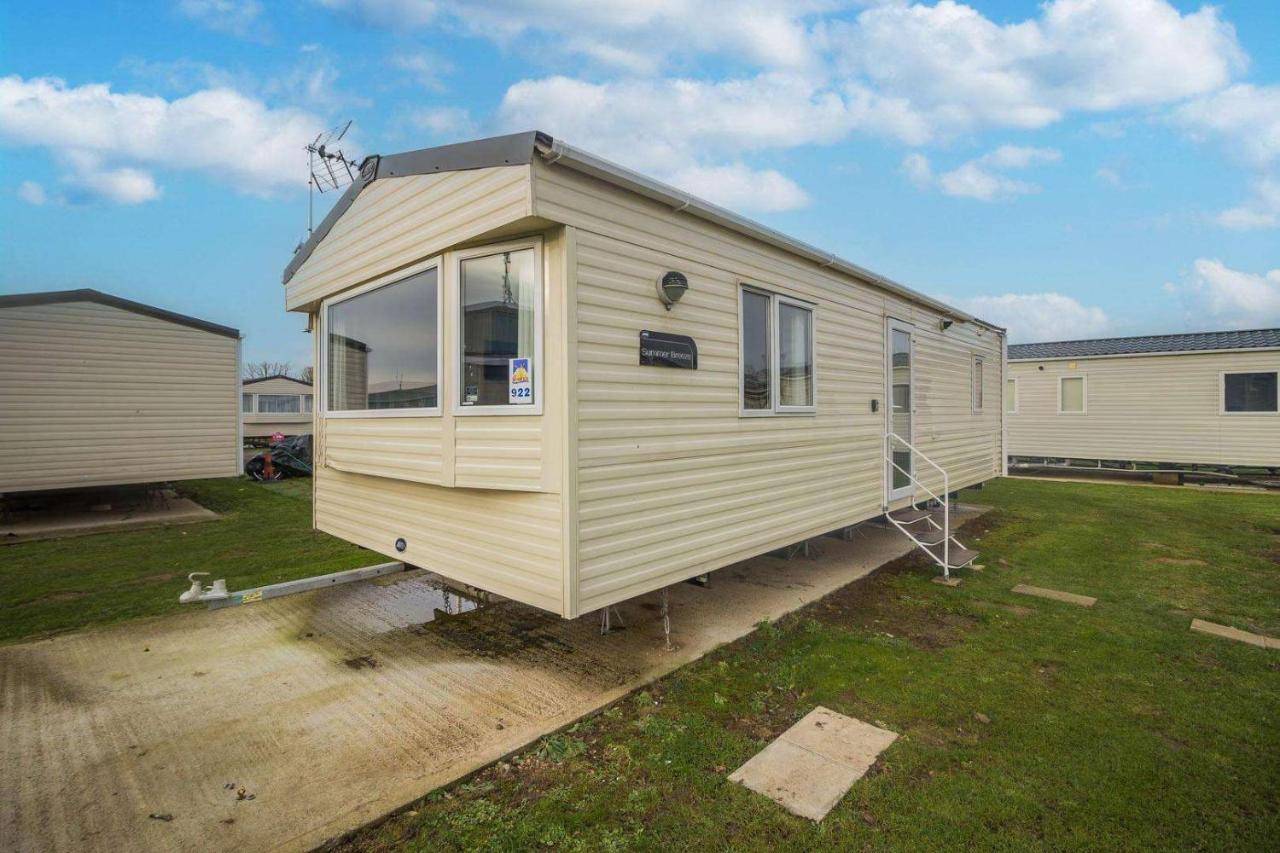 Seawick Caravan 922 Hotel Clacton-on-Sea Exterior photo